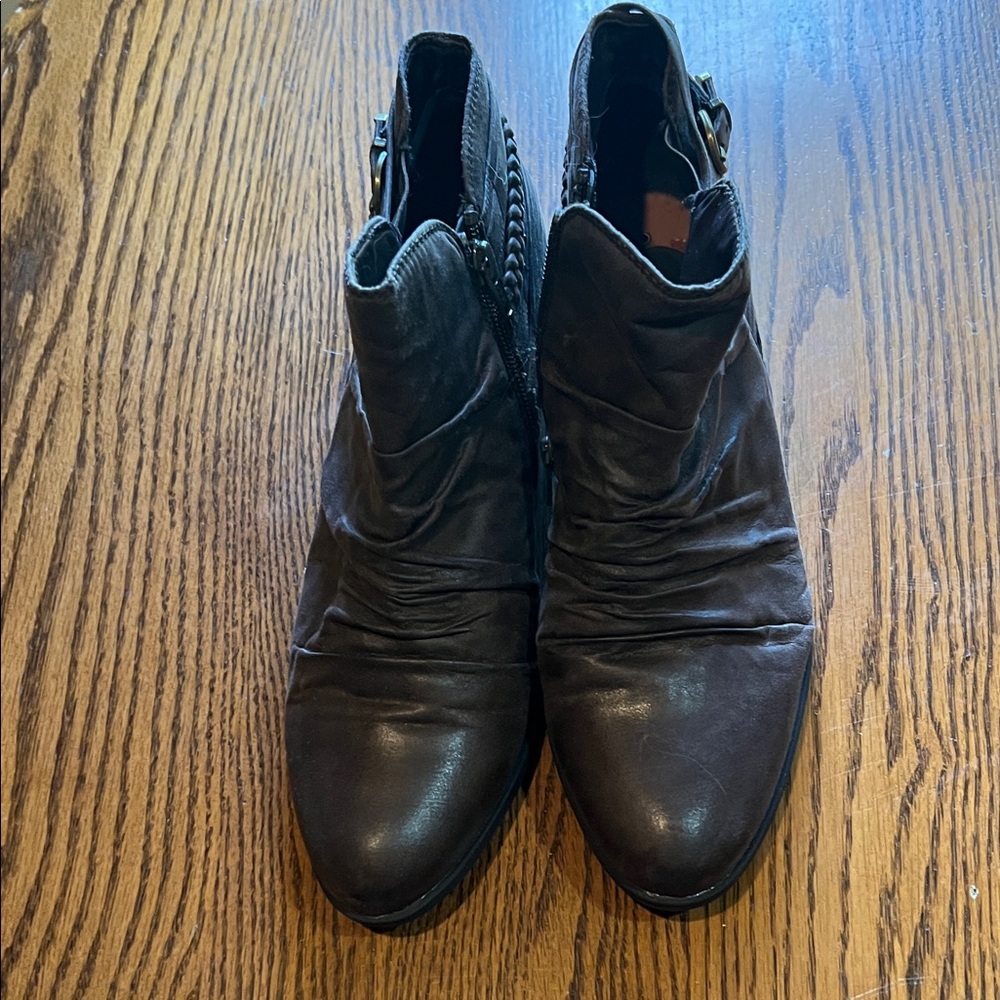 BareTraps Brown Textured Ankle Boots